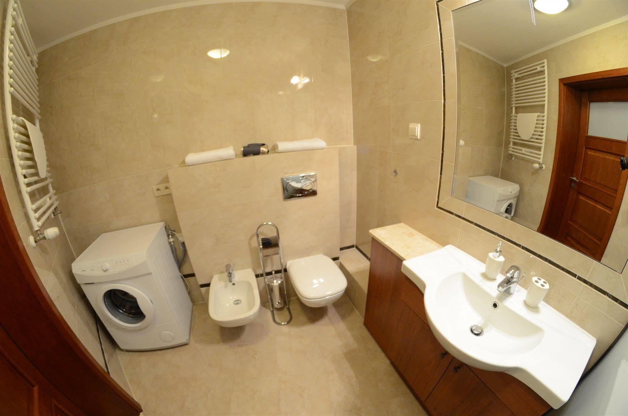 Angel City Center Krakow Aparthotel 외부 사진
