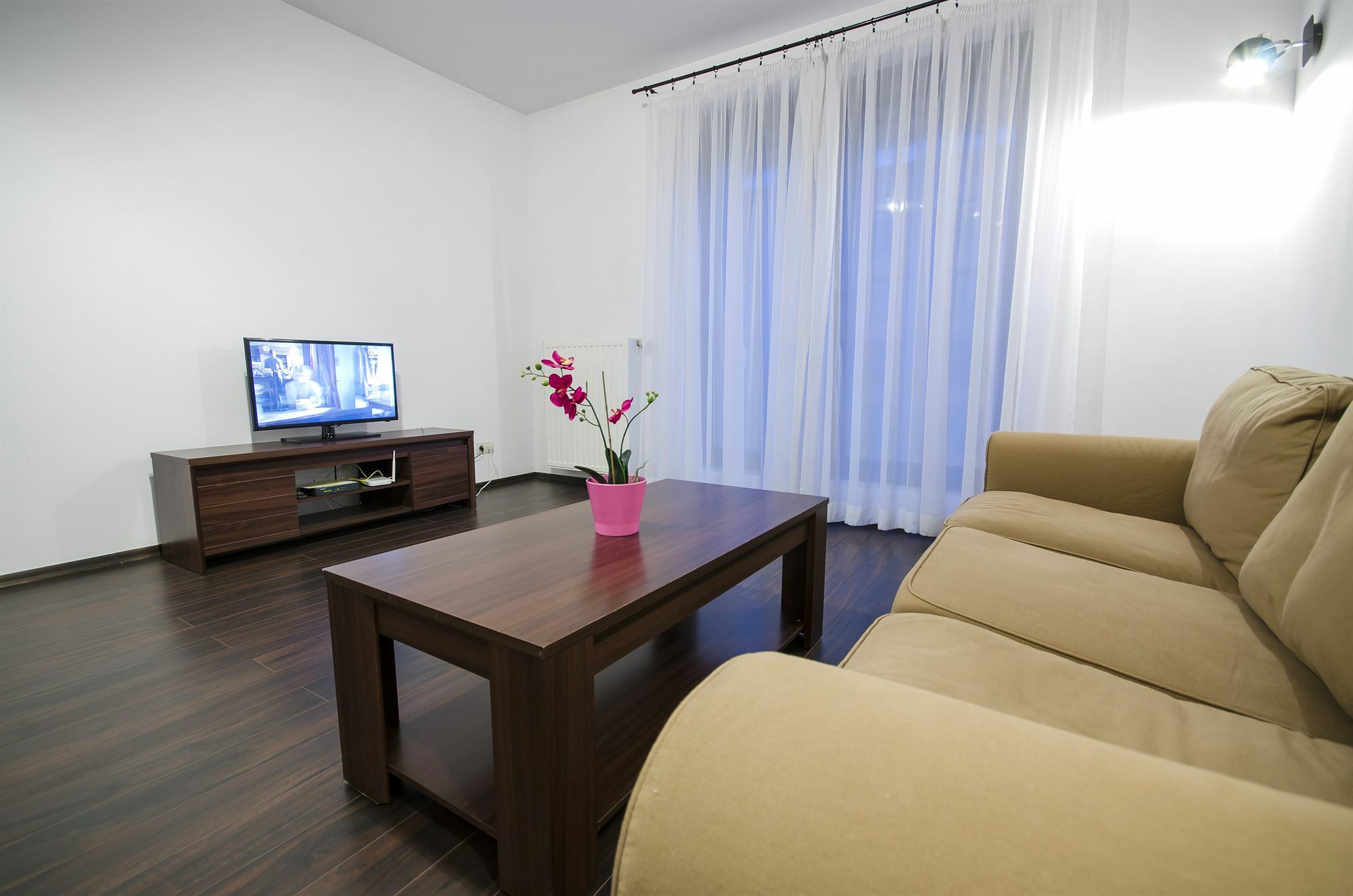 Angel City Center Krakow Aparthotel 외부 사진